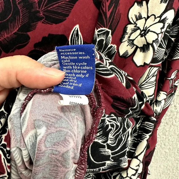 Apt .9 t op XL purple floral‎ ruched banded waist boho cottagecore whimsical - Picture 7 of 8